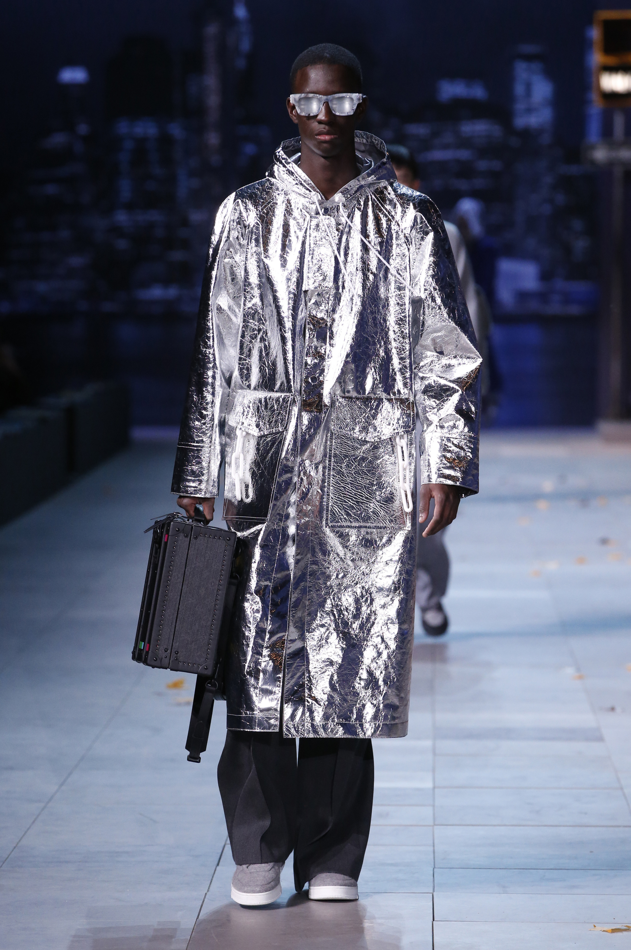 BEST OF FASHION WEEK PARIS HOMME AUTOMNE-HIVER 2019 LOUIS ...